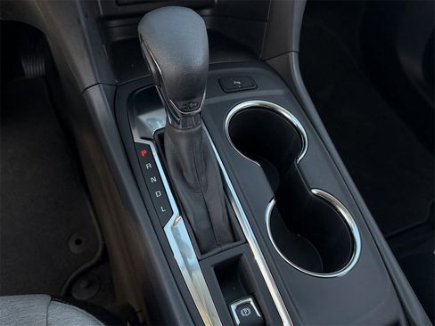 Certified 2024 Chevrolet Equinox LT image 21