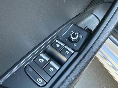 Used 2018 Audi A4 2.0T allroad Premium Plus image 35