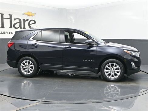 Used 2020 Chevrolet Equinox LT image 1