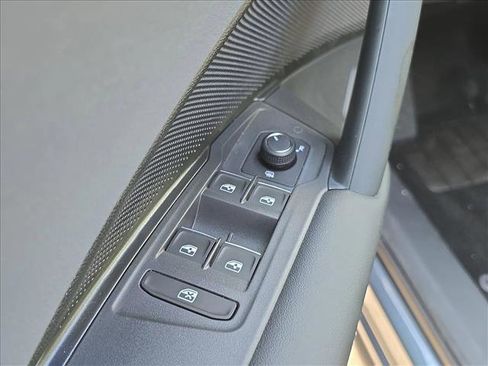 New 2026 Volkswagen Tiguan SE AWD/4WD image 5