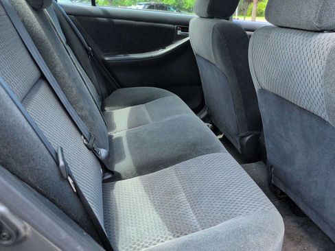 Used 2005 Toyota Corolla FWD image 19