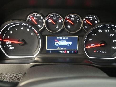Used 2020 Chevrolet Silverado 1500 LT Trail Boss w/ Safety Package AWD/4WD image 9