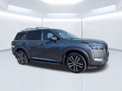 Used 2023 Nissan Pathfinder Platinum w/ Cargo Package