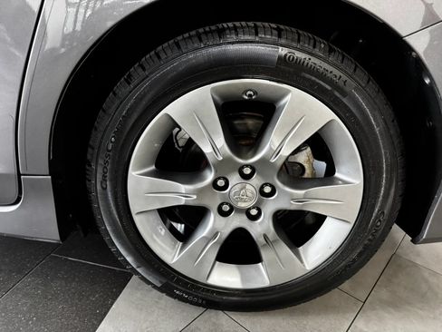 Used 2013 Toyota Sienna SE FWD image 39