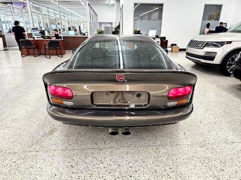 Used 2001 Dodge Viper GTS image 5