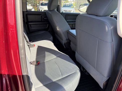 Used 2016 RAM 1500 Express AWD/4WD image 21