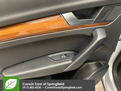 Used 2023 Audi Q5 2.0T Premium image 18