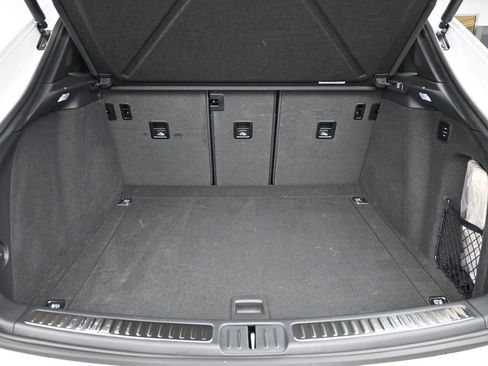 Used 2025 Porsche Macan S image 24