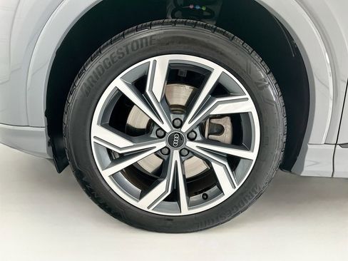 Certified 2024 Audi Q4 e-tron Premium AWD/4WD image 28
