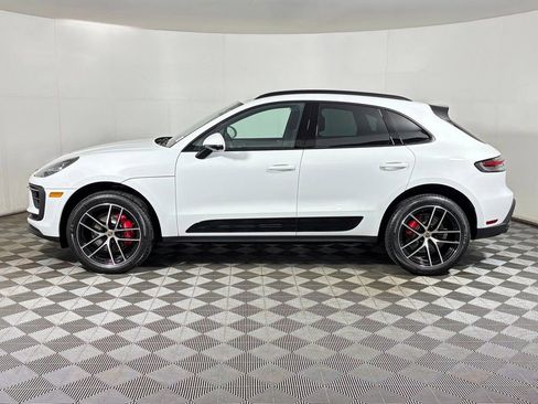 New 2026 Porsche Macan S image 2