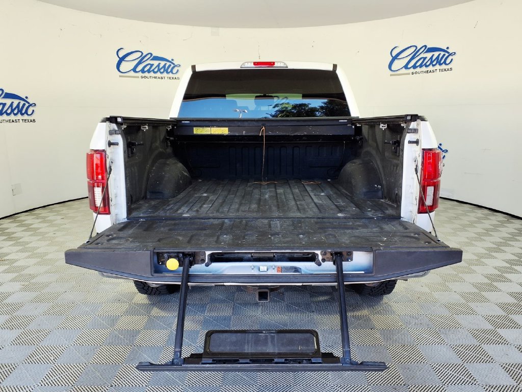Used 2018 Ford F150 King Ranch w/ Equipment Group 601A Luxury AWD/4WD image 5