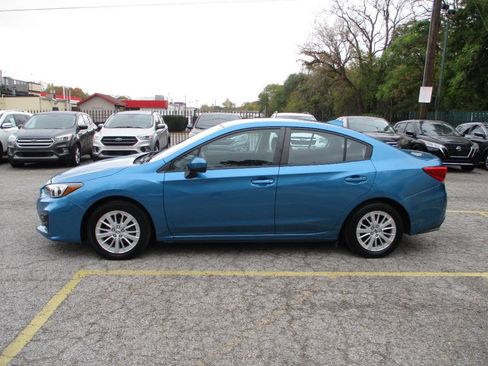 Used 2018 Subaru Impreza 2.0i Premium image 9