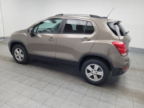 Used 2022 Chevrolet Trax LT w/ Driver Confidence Package AWD/4WD image 3