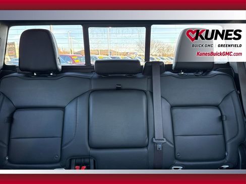 Used 2024 GMC Sierra 2500 Denali AWD/4WD image 36