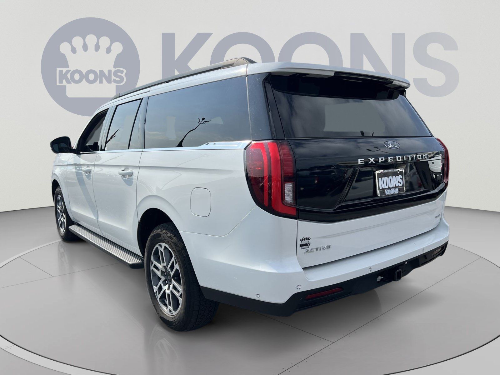 Used 2025 Ford Expedition Max Active AWD/4WD image 4