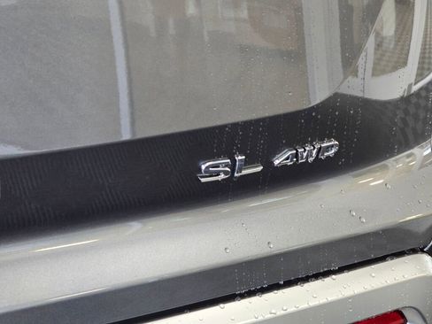 Used 2025 Nissan Pathfinder SL w/ SL Premium Package image 15