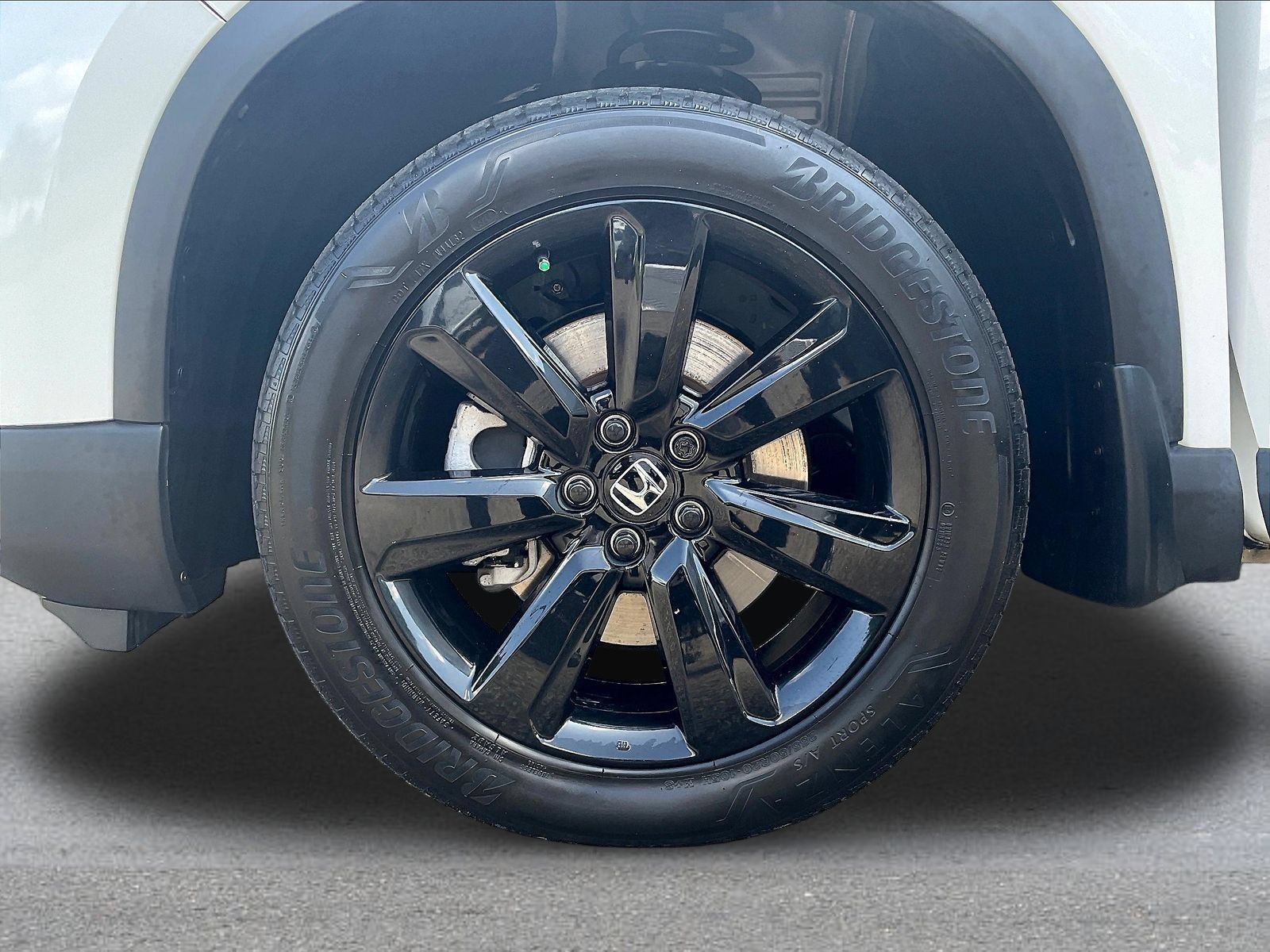 Used 2025 Honda Pilot Black Edition image 36
