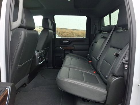 Certified 2023 GMC Sierra 3500 SLT w/ SLT Premium Package image 10