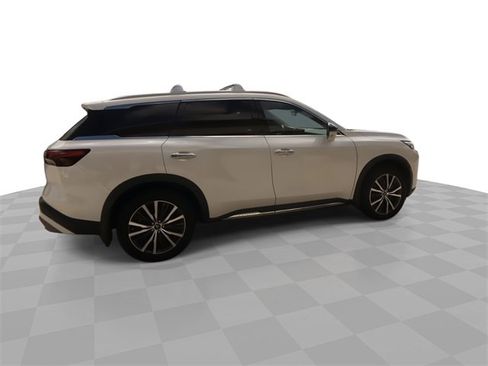 Used 2023 INFINITI QX60 Sensory w/ Cargo Package image 15