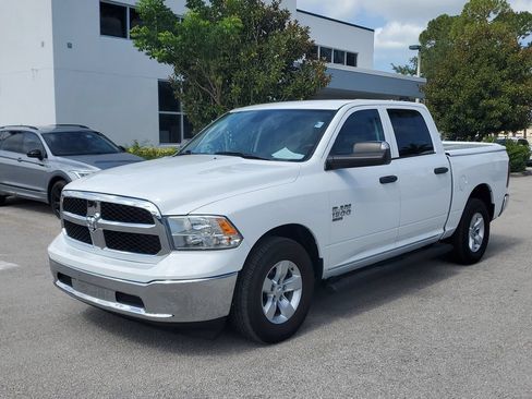 Used 2023 RAM 1500 Classic SLT w/ Trailer & Traction Group RWD image 9