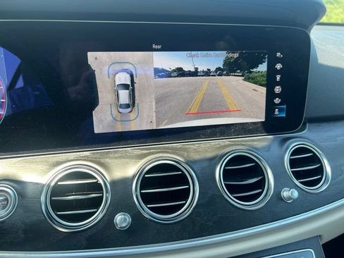 Used 2023 Mercedes-Benz E 350 4MATIC Sedan image 12