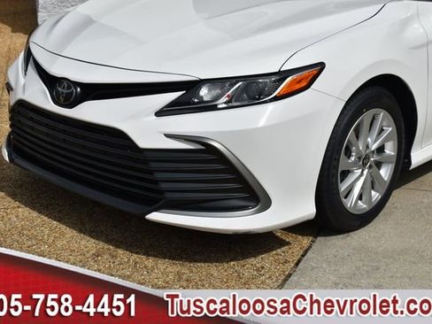 Used 2023 Toyota Camry LE FWD image 37