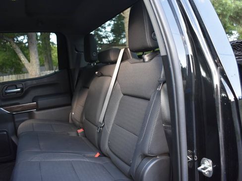 Used 2021 Chevrolet Silverado 1500 RST AWD/4WD image 16