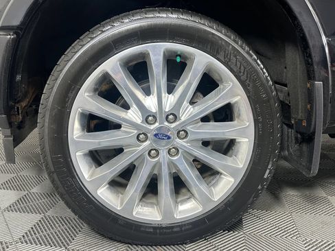 Used 2019 Ford F150 Limited AWD/4WD image 14