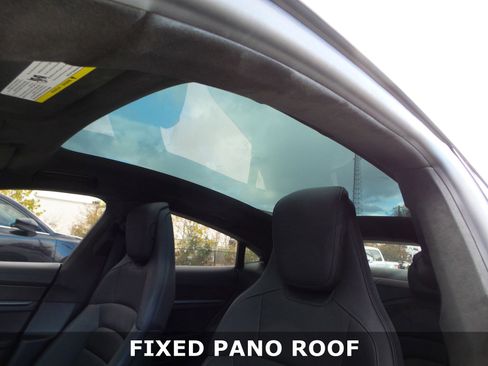 Used 2021 Porsche Taycan Turbo S image 9