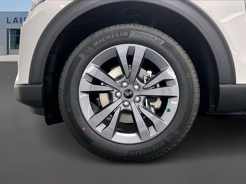 New 2026 Ford Explorer Active image 13