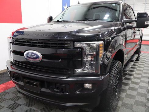 Used 2019 Ford F250 Lariat AWD/4WD image 4
