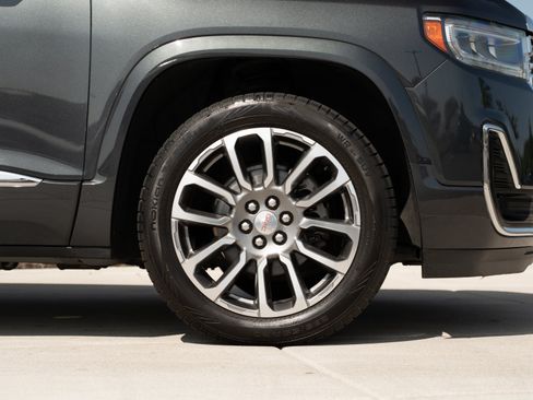 Used 2021 GMC Acadia Denali w/ Denali Ultimate Package AWD/4WD image 29