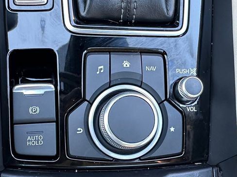 Used 2020 MAZDA MAZDA6 Touring FWD image 19