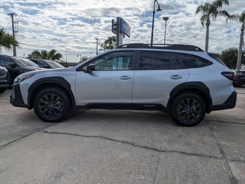 Certified 2025 Subaru Outback Onyx Edition w/ Popular Package #2 image 7