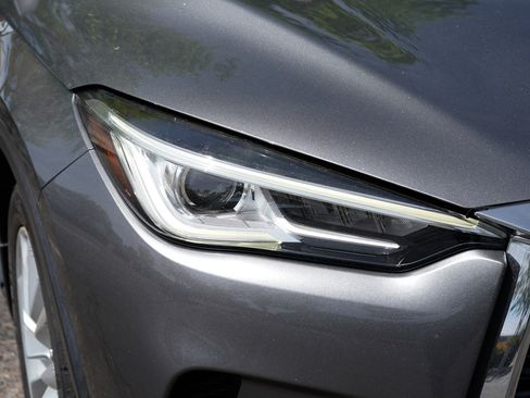 Used 2019 INFINITI QX50 Luxe w/ Protection Package AWD/4WD image 3