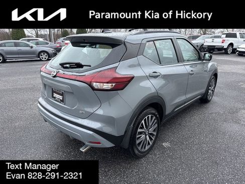 Used 2021 Nissan Kicks SR w/ Exterior Package image 7