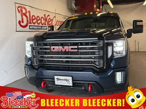Used 2022 GMC Sierra 2500 AT4 w/ AT4 Premium Plus Package image 1
