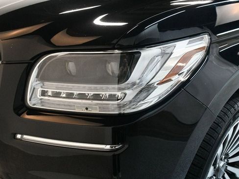 Used 2019 Lincoln Navigator L Reserve w/ Cargo Package image 11