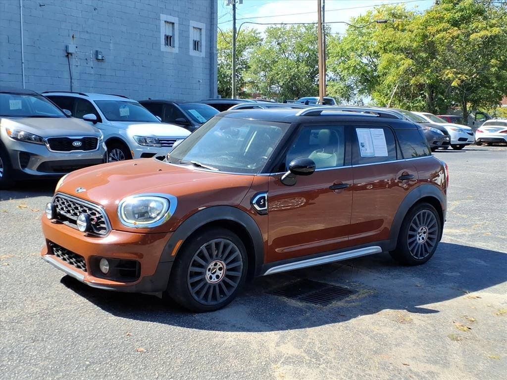 Used 2017 MINI Cooper Countryman S FWD image 9
