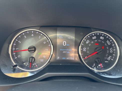 Used 2021 Toyota RAV4 LE AWD/4WD image 14