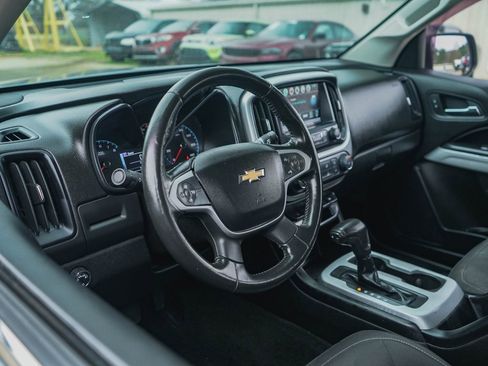 Used 2018 Chevrolet Colorado LT image 6