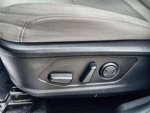 Used 2025 Hyundai Tucson SEL FWD image 13