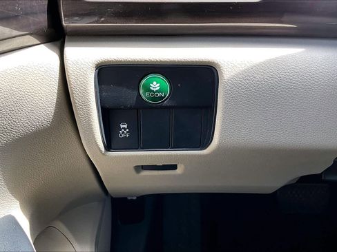 Used 2016 Honda Accord EX image 33