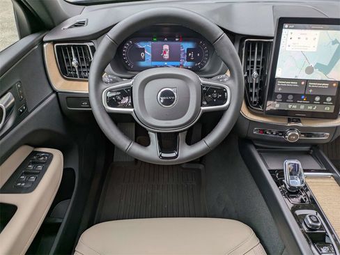 New 2026 Volvo XC60 B5 Plus w/ Protection Package Premier image 17