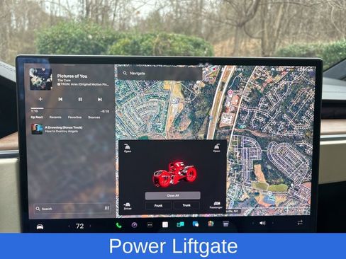 Used 2023 Tesla Model X image 10