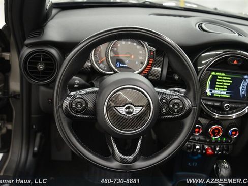 Used 2017 MINI Cooper S image 19