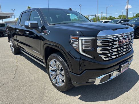 New 2025 GMC Sierra 1500 Denali w/ Denali Reserve Package image 3