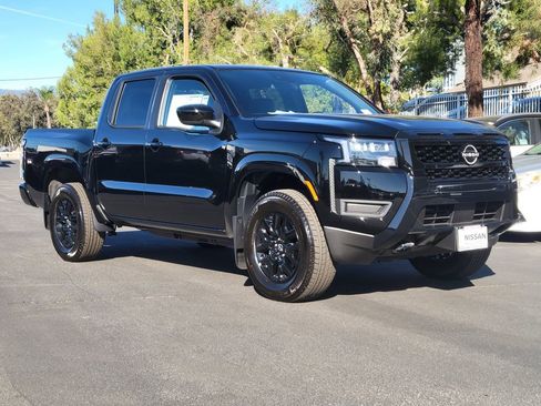 New 2026 Nissan Frontier SV w/ Tow Package image 14