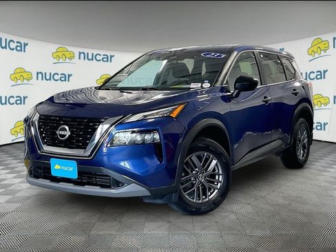 Used 2023 Nissan Rogue S AWD/4WD image 3