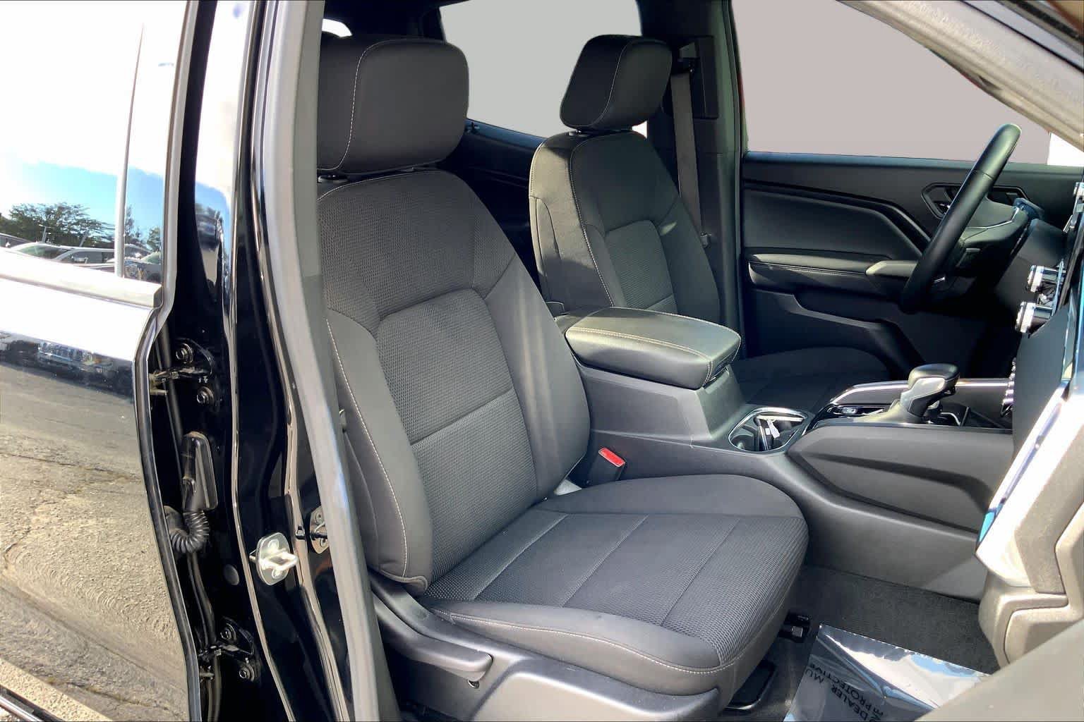 Used 2023 GMC Canyon Elevation w/ Trailering Package RWD image 8